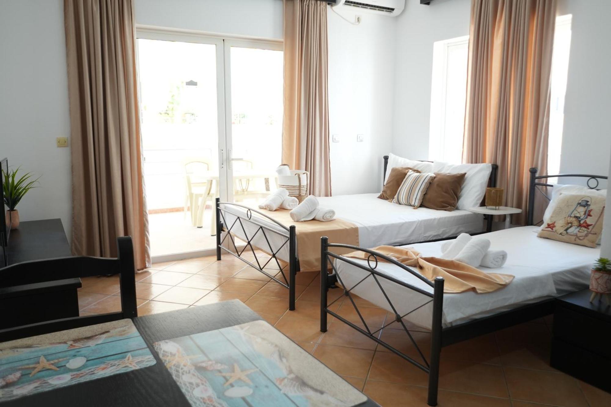 Saranda Waterside Apartments Extérieur photo